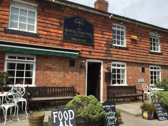 HOW I ACCIDENTALLY BECAME A PUB LANDLADY